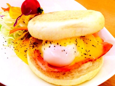 おしゃれな朝食*エッグベネディクト